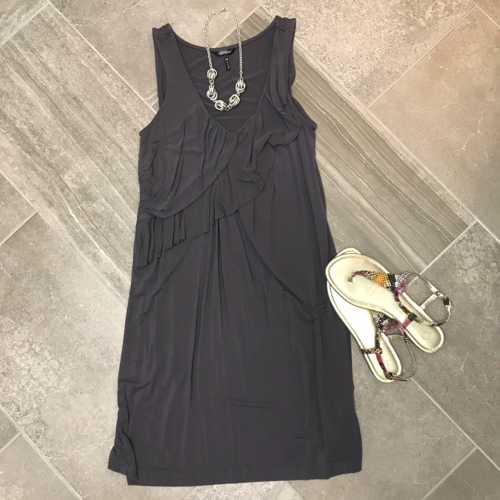 Daisy Fuentes Sleeveless Gray Dress with Ruffles